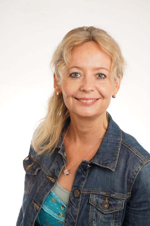 Alexandra Stoll