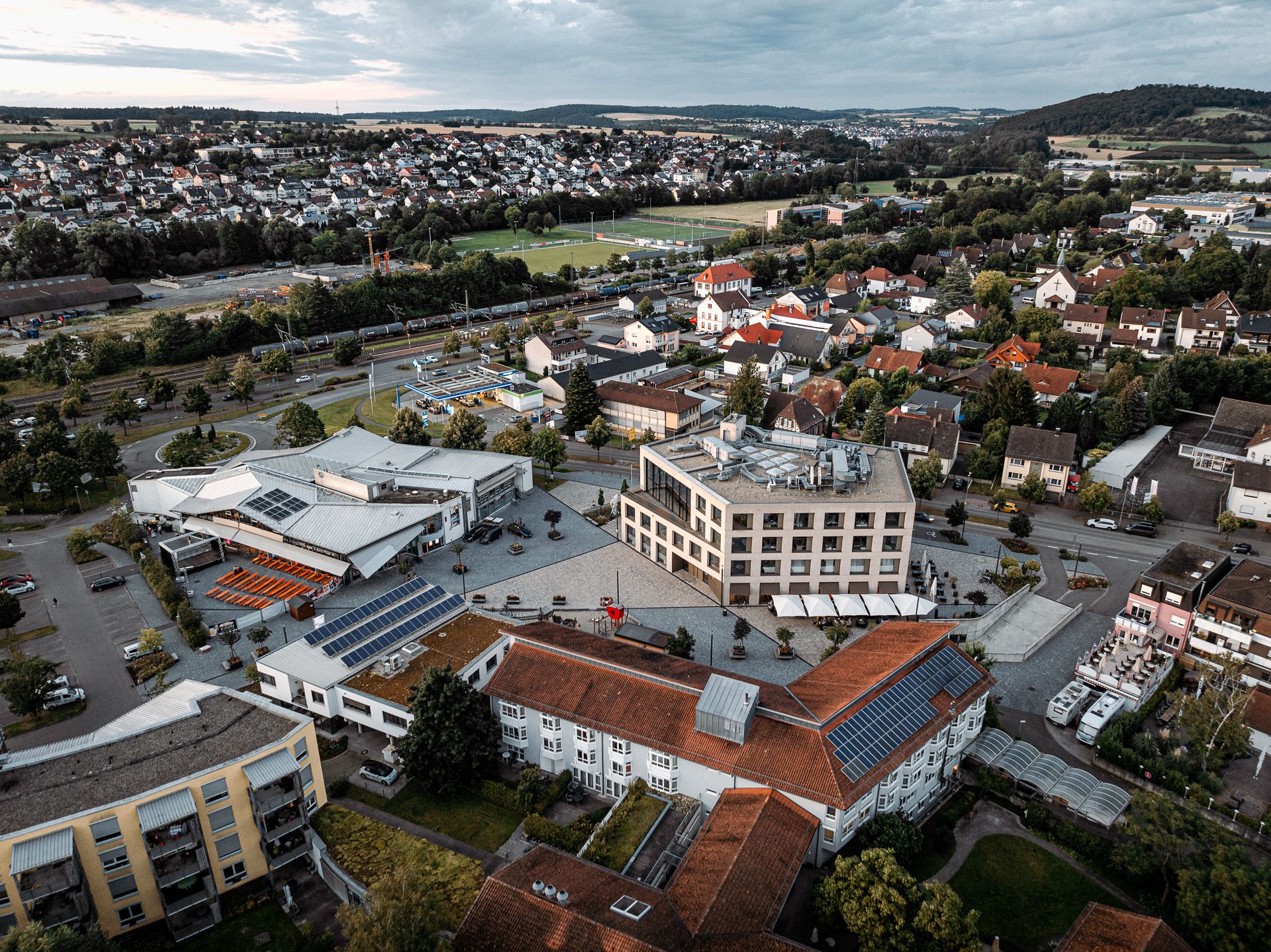 Neue Ortsmitte aus der Vogelperspektive; (c) Gemeinde Remchingen; Felix Buderer