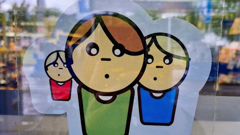 Notinsel-Logo an der Aral Tankstelle