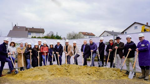 Spatenstich für das neue Kinder- und Jugendcampus