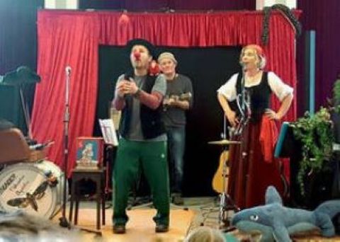 Flohzirkus Orquestra
